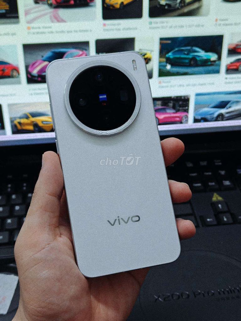 Vivo X200 Pro Mini 16GB/512GB Bạc. Mua bán Điện thoại tại Quận Hà Đông Hà Nội được đăng bởi Tài hình 1