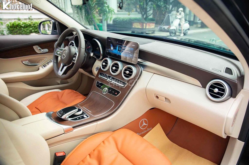 Mercedes C200 Exclusive 2020 - 34000 km. Mua bán Ô tô tại Quận Gò Vấp Tp Hồ Chí Minh được đăng bởi Nguyễn Trường Giang hình 8