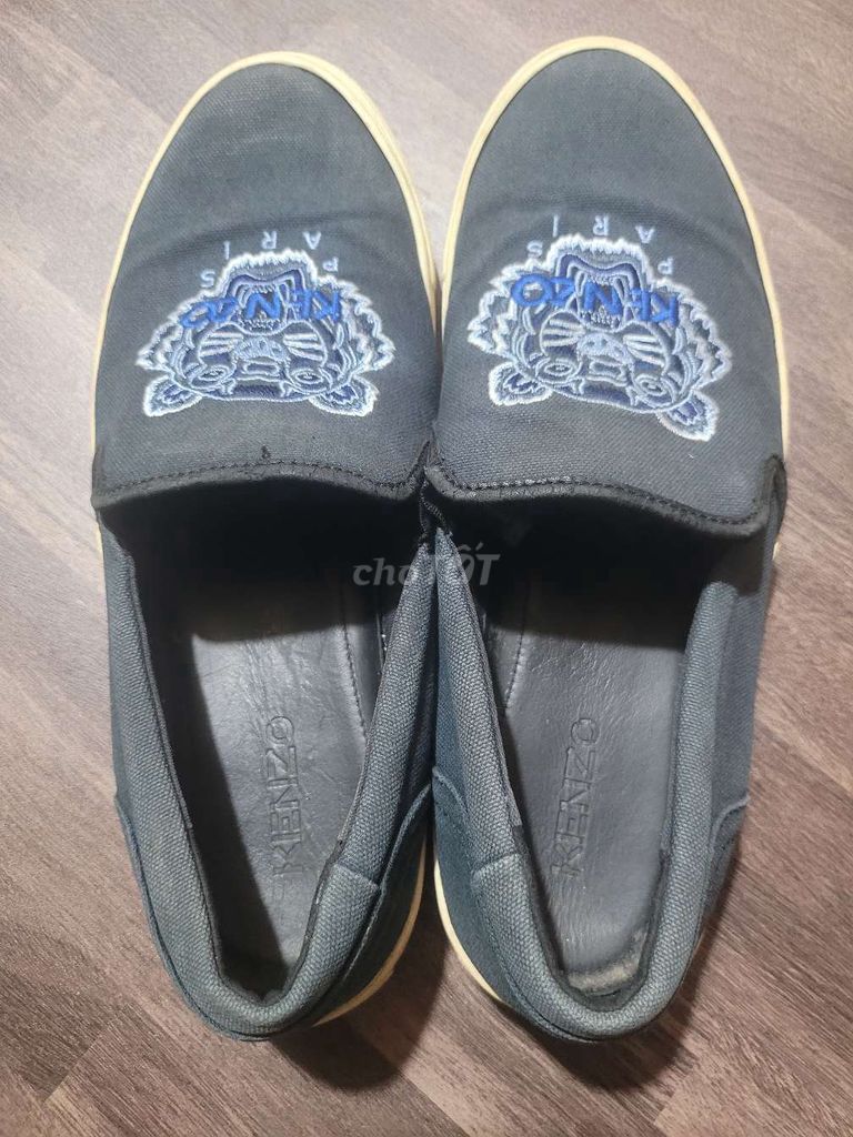 Giày lười Kenzo Nam size 43. Mua bán Giày dép tại Quận Bình Thạnh Tp Hồ Chí Minh được đăng bởi PTT 2Hand hình 1