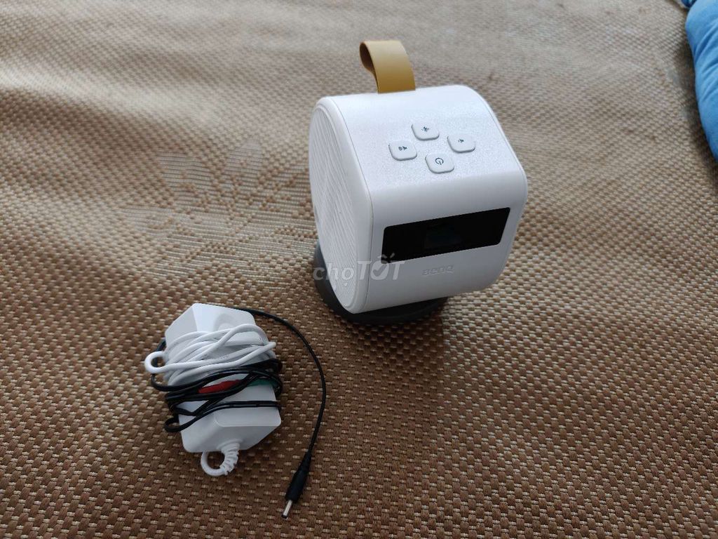 Máy chiếu mini BenQ GV11 Trắng. Mua bán Đồ dùng văn phòng tại Quận Lê Chân Hải Phòng được đăng bởi Thắng hình 1