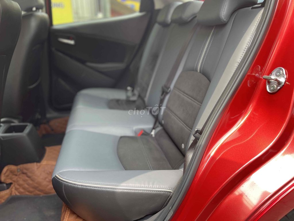 Mazda 2 2022 Sport Luxury - 1,3 vạn 1 chủ từ mới. Mua bán Ô tô tại Quận Bắc Từ Liêm Hà Nội được đăng bởi Hoàng Nga hình 13