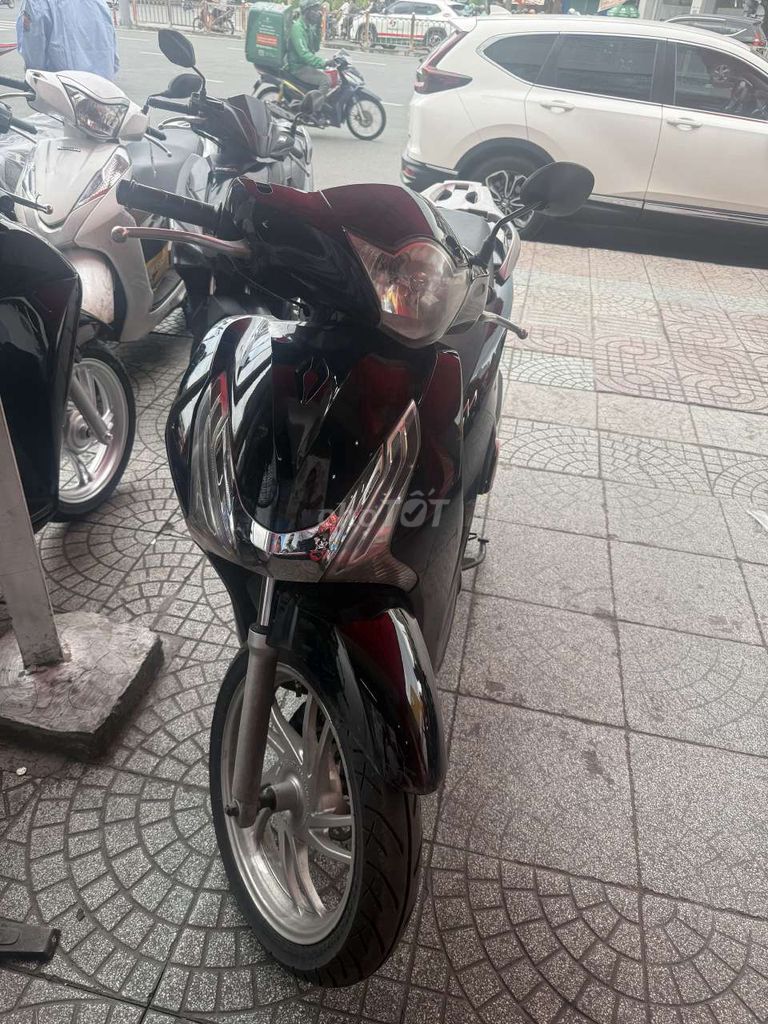 Cần bán xe chính chủ. Mua bán Xe máy tại Quận Bình Thạnh Tp Hồ Chí Minh được đăng bởi Lê Hằng hình 1