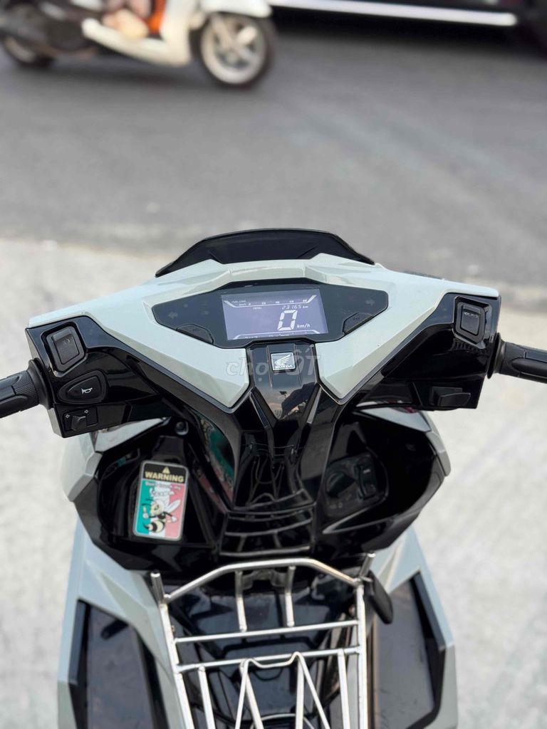 Honda Air Blade 125 2021 Xám đen. Mua bán Xe máy tại Thành phố Vũng Tàu Bà Rịa - Vũng Tàu được đăng bởi xe máy cũ Trần Tùng hình 1