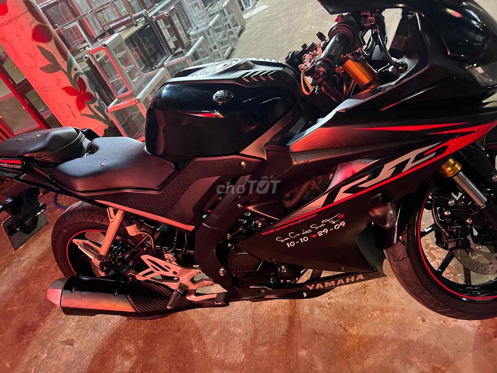 R15 xe siêu cọp, zin nguyên bản, odo chuẩn 9800km. Mua bán Xe máy tại Thị xã Tân Uyên Bình Dương được đăng bởi Maria Ngọcc hình 3