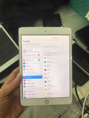 Bán Xác Ipad. Mini3 64g zin hỏng màn