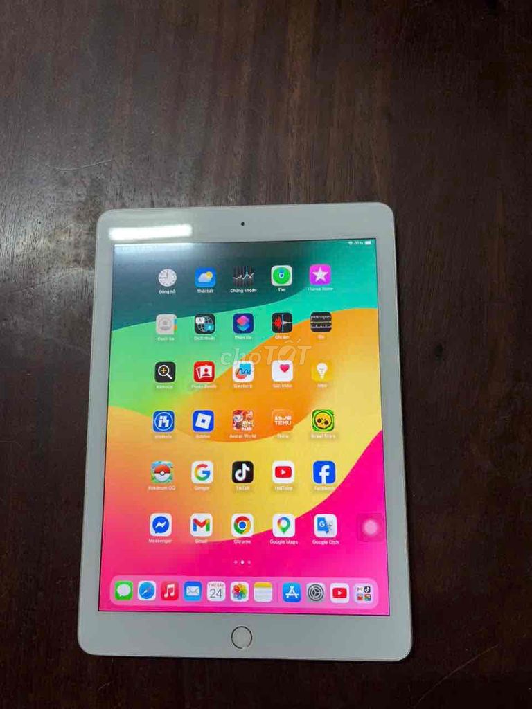 Apple iPad Gen 6 128GB Wifi Vàng. Mua bán Máy tính bảng tại Quận 11 Tp Hồ Chí Minh được đăng bởi lethanhthao hình 1