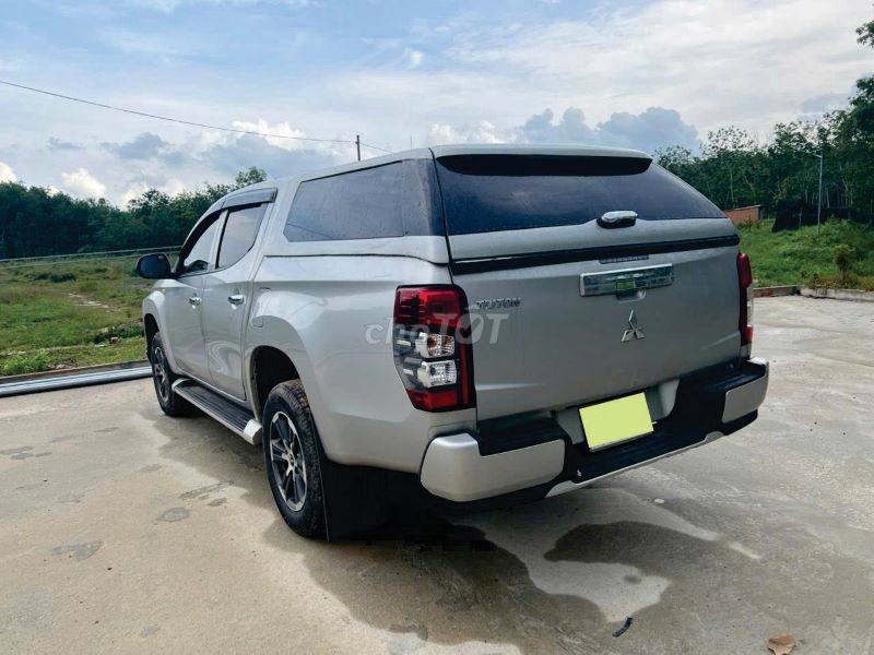 Mitsubishi Triton 2021 4x2 AT MIVEC - 75000 km. Mua bán Ô tô tại Thành phố Thủ Dầu Một Bình Dương được đăng bởi Nguyen Tuan hình 5