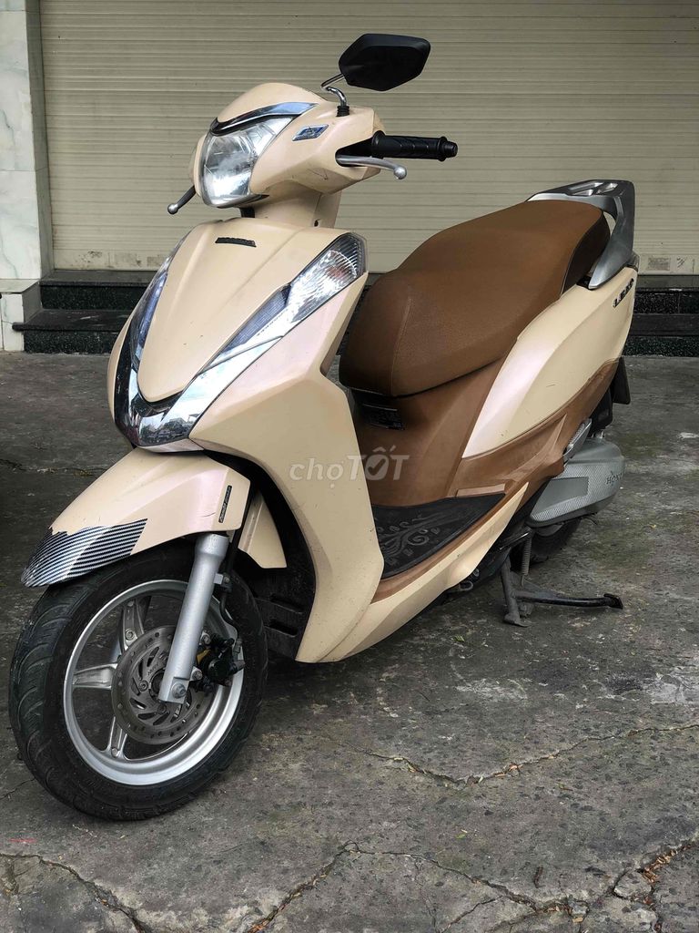 LEAD 125 XE ZIN MỚI LENG KENG