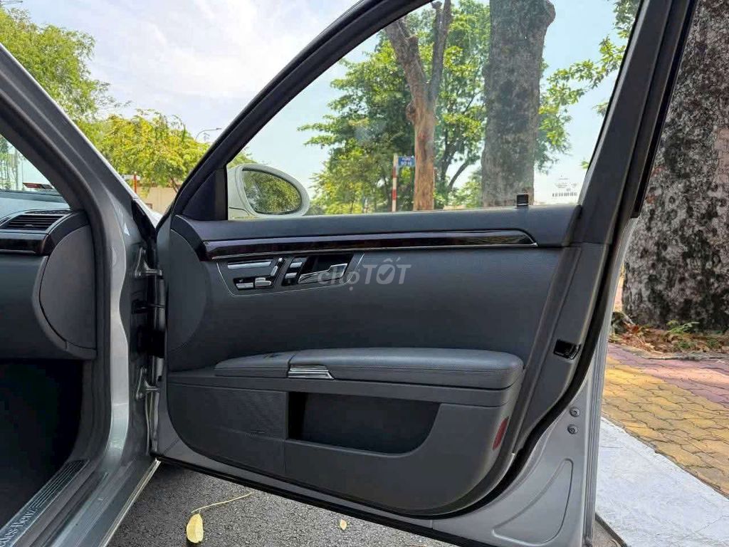 Mercedes S550. Mua bán Ô tô tại Huyện Hóc Môn Tp Hồ Chí Minh được đăng bởi Thóng Đại Hoan hình 3