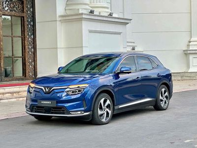 Vinfast VF8 Eco 2023 Pin CATL siêu lướt 3v5 km