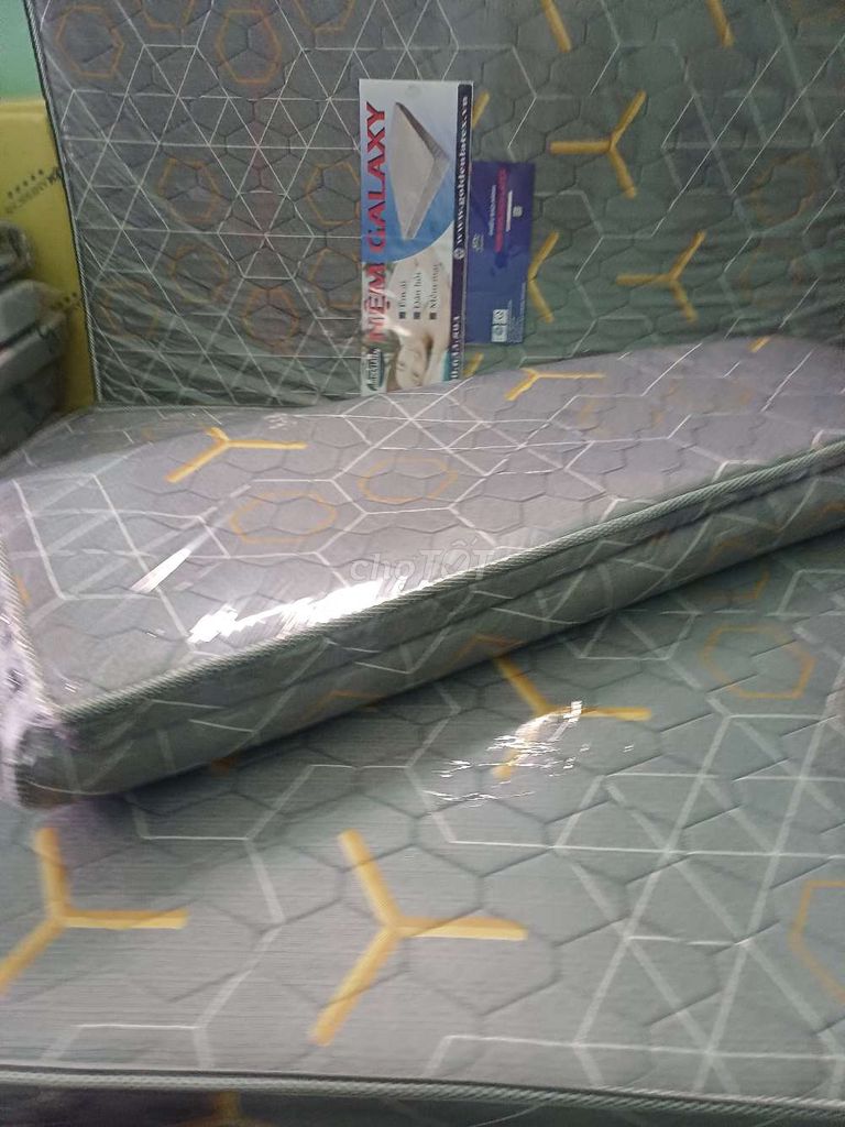 NỆM TOPER CAO SU TỔNG HỢP DÀY 5 PHÂN. Mua bán Giường, chăn ga gối nệm tại Quận Phú Nhuận Tp Hồ Chí Minh được đăng bởi KHO NỆM TỔNG HỢP HCM hình 1
