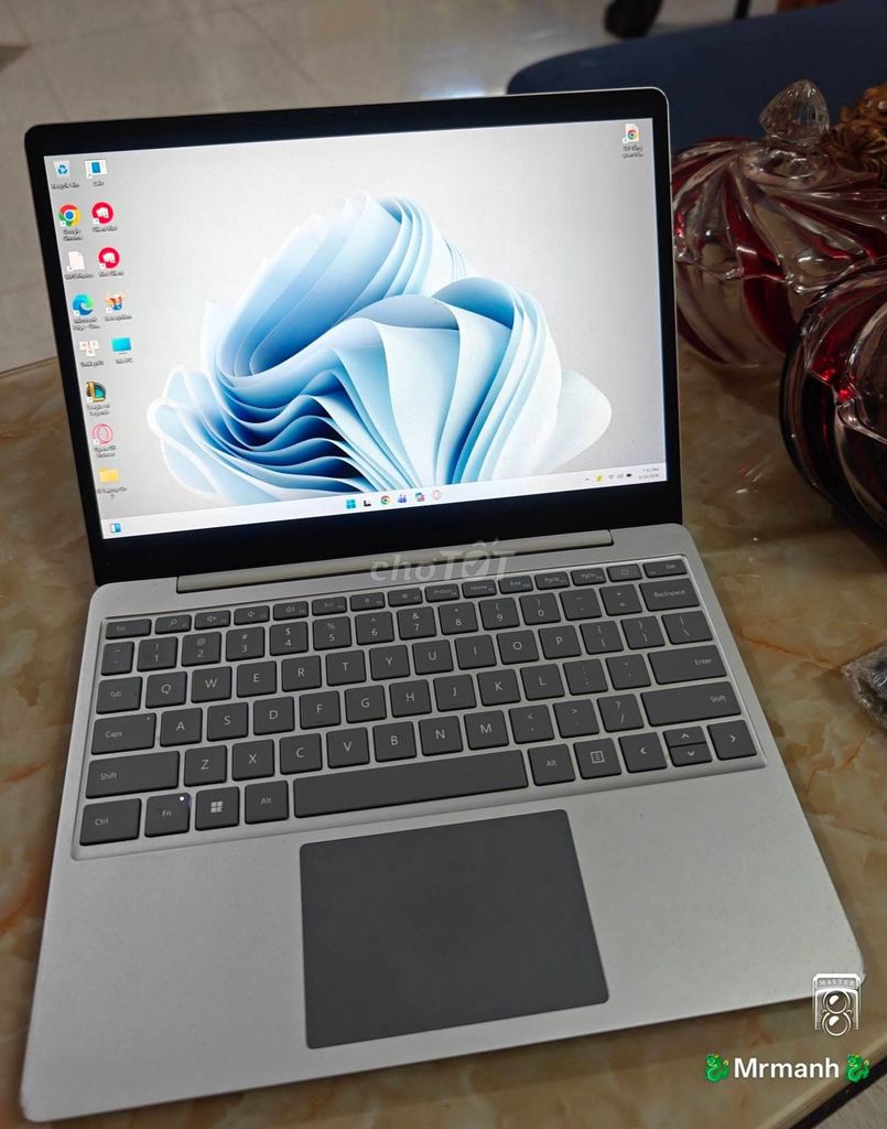 Microsoft Surface Go 2 Core i5 Thế hệ 11❤️❤️❤️. Mua bán Laptop tại Quận Bình Thạnh Tp Hồ Chí Minh được đăng bởi Hải Triều hình 1