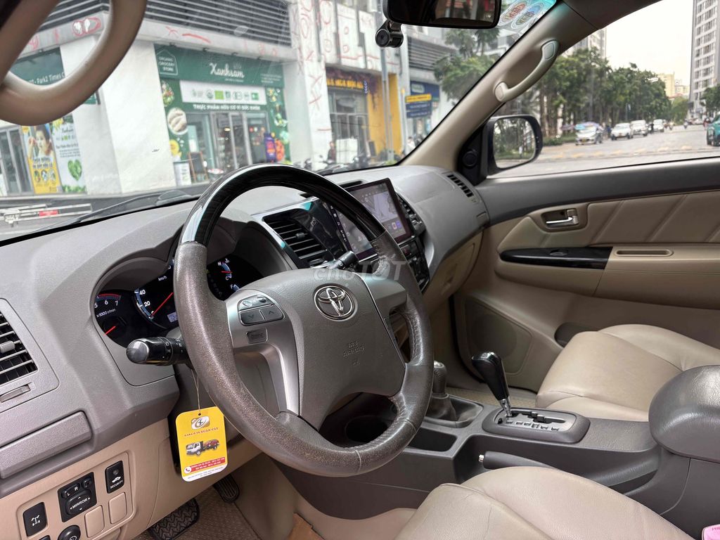 Toyota Fortuner 2013 2.7V 4x4 - 15000 km. Mua bán Ô tô tại Quận Hai Bà Trưng Hà Nội được đăng bởi Bùi hiển hình 7