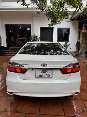 Toyota Camry 2.0E 2018 80000 km Trắng