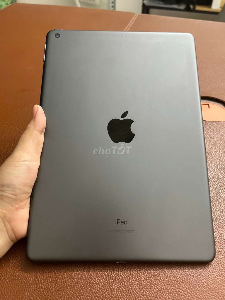 Sale cây iPad Gen 9 64GB WIFI gần 99% Pin 91, zin