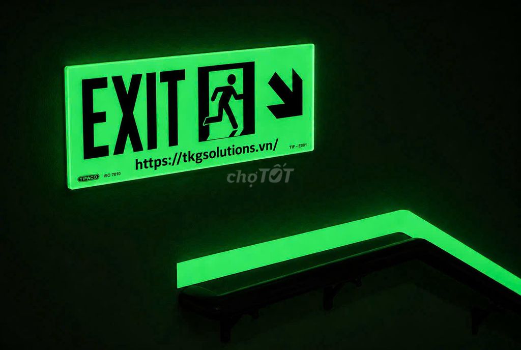 Đèn EXIT TKG Solutions LED Tự động khẩn cấp. Mua bán Đèn tại Quận Tân Bình Tp Hồ Chí Minh được đăng bởi CÔNG TY TNHH TKG SOLUTIONS hình 1