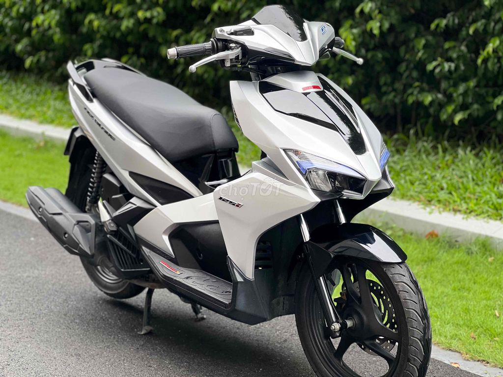 Honda AirBlade 125 2017 Серебристый СРТП 1Владелец Нотариус