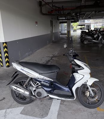 Xe tay ga Suzuki Hayate 125cc