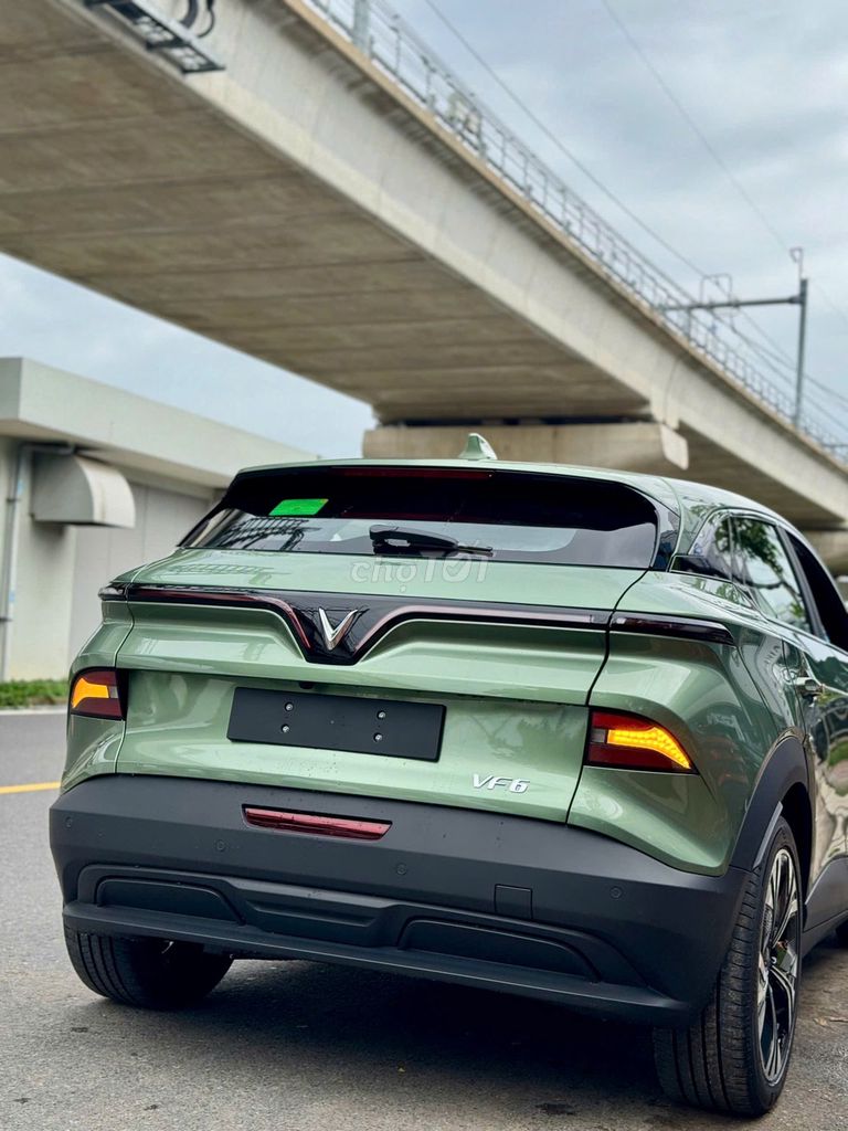 VinFast VF6 Trả 120 Triệu Bao HS Giao Xe Ngay. Mua bán Ô tô tại Quận Bình Thạnh Tp Hồ Chí Minh được đăng bởi Hồ Hoàng Hải hình 17