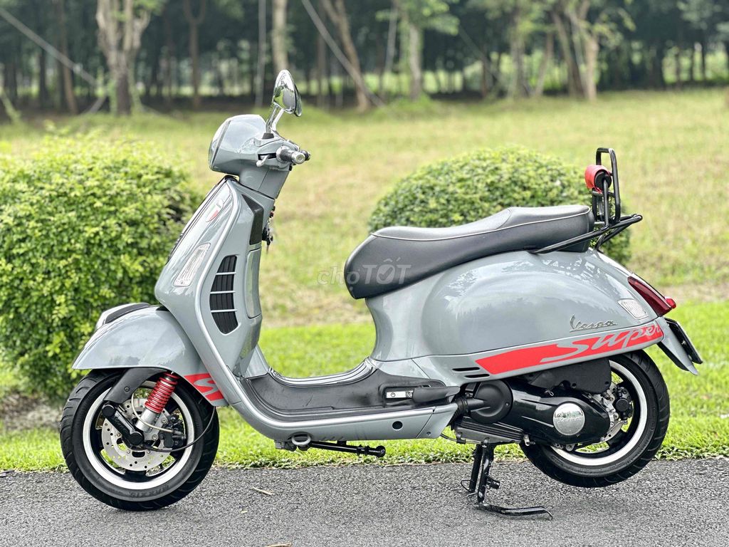 ✅✅Supper GTS 125cc. Xám Xi Măng Siêu Keng.Ngay Chủ. Mua bán Xe máy tại Quận Gò Vấp Tp Hồ Chí Minh được đăng bởi VESPA ĐỨC NGUYỄN  hình 5