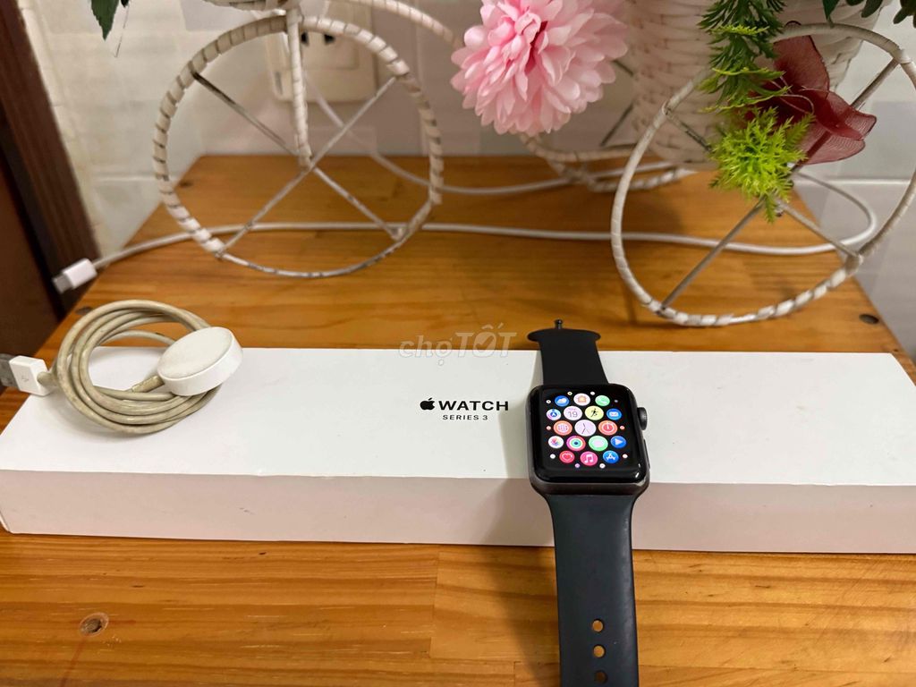 Apple Watch Series 3 42mm Đen. Mua bán Thiết bị đeo thông minh tại Quận Gò Vấp Tp Hồ Chí Minh được đăng bởi truong tu hung hình 1