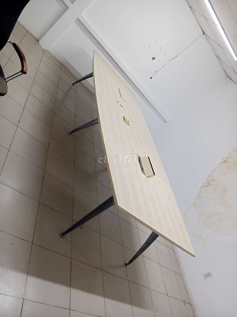 Bàn họp 10-12 người 1m2x3m6. còn mới đẹp. Mua bán Đồ dùng văn phòng tại Quận Tân Phú Tp Hồ Chí Minh được đăng bởi Bùi Huỳnh Minh Kim hình 1