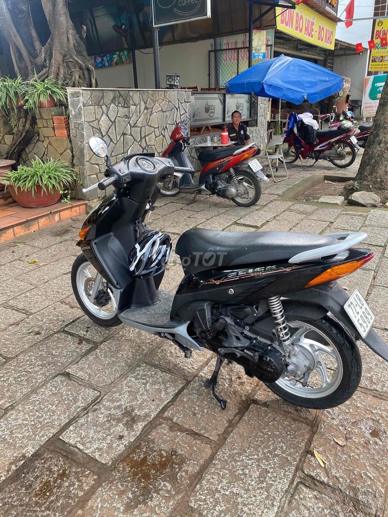 thanh lý Click 2010 máy zin xe đẹp.. Mua bán Xe máy tại Thành phố Bà Rịa Bà Rịa - Vũng Tàu được đăng bởi Tùng Vario hình 5