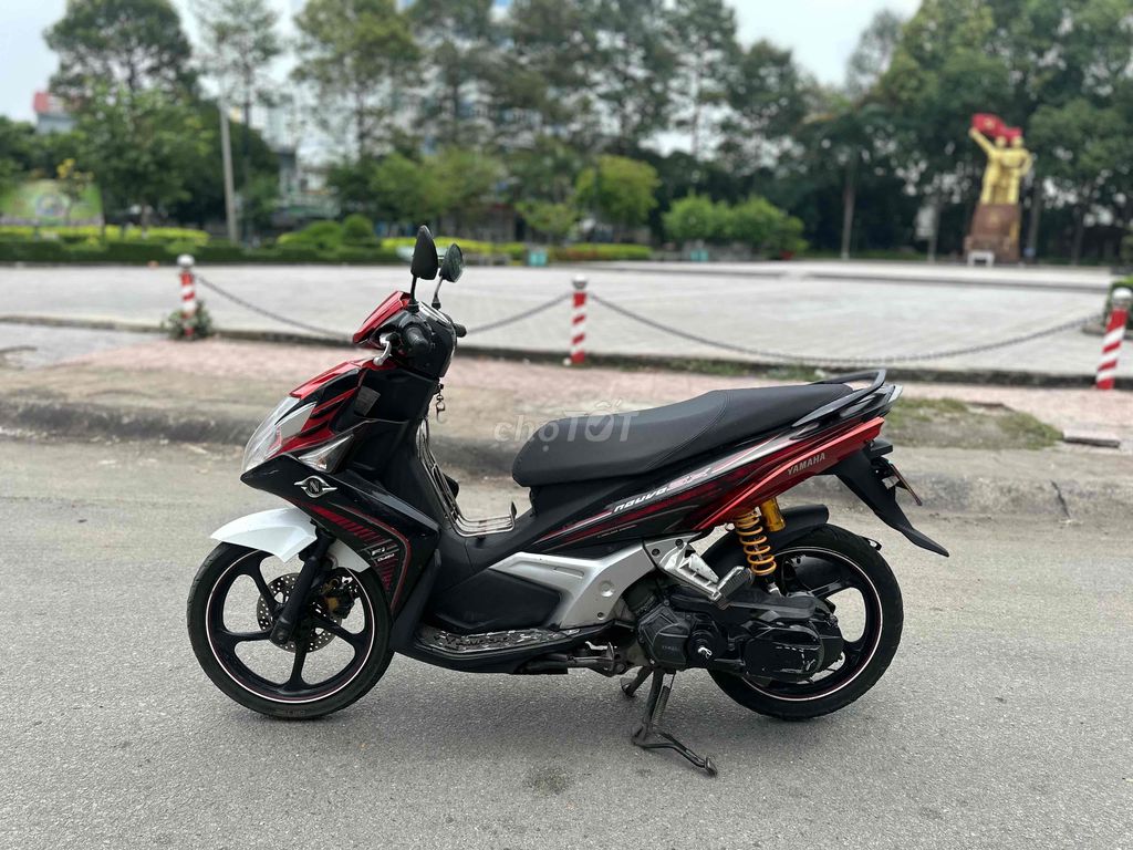 bán xe novo 5 xe đẹp máy êm . chạy sướng .. Mua bán Xe máy tại Thành phố Dĩ An Bình Dương được đăng bởi Thai Ha Motor hình 4