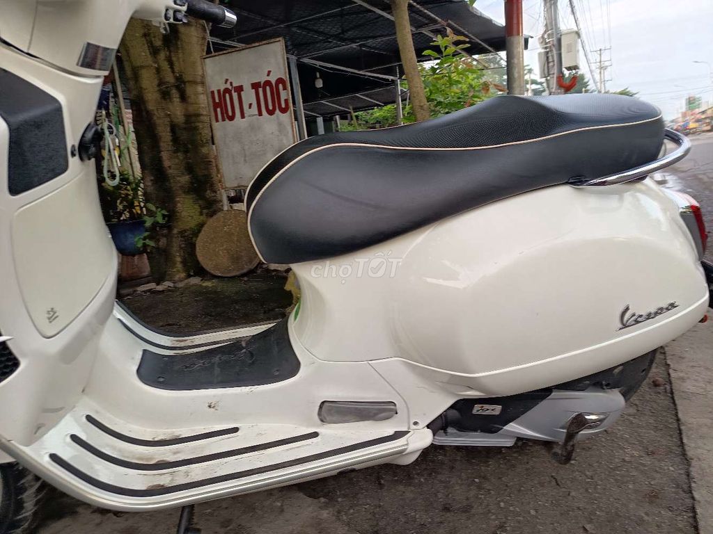 Vespa gts super 125
