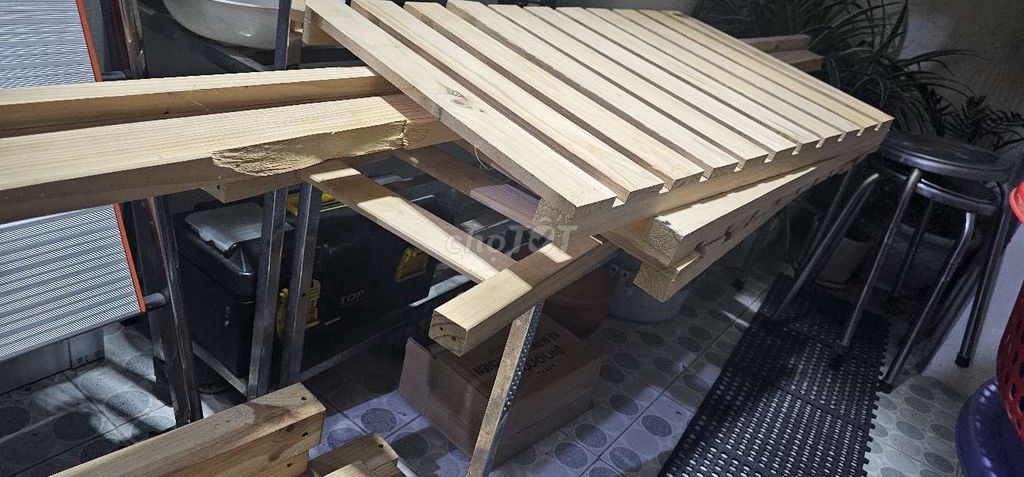 Giường tầng gỗ thông vàng nhạt. Mua bán Giường, chăn ga gối nệm tại Quận Hoàng Mai Hà Nội được đăng bởi Q Thỏa  hình 1