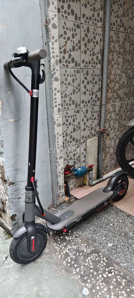 Cần bán xe scooter xiaomi