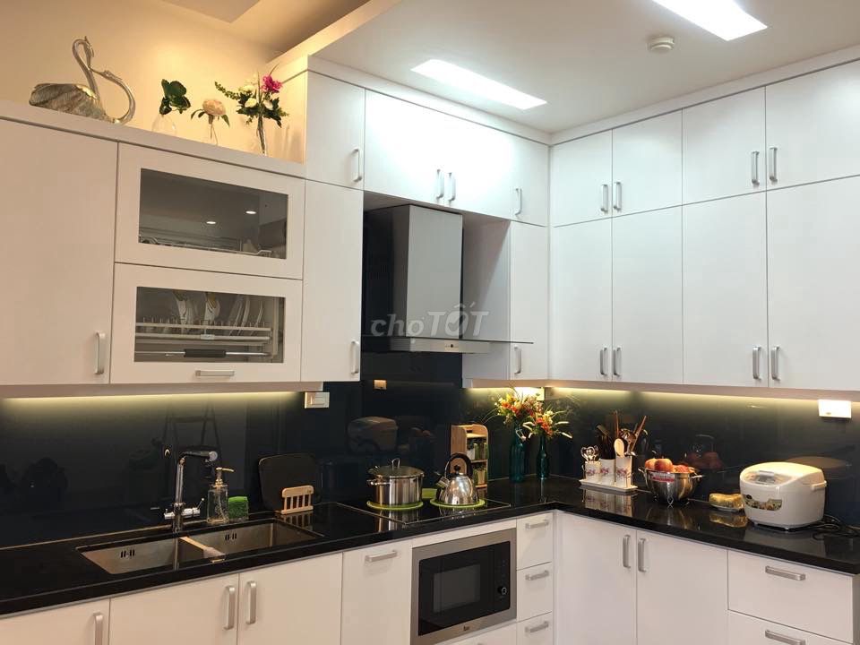 CHO THUÊ CĂN HỘ CHUNG CƯ,THANH XUÂN,92M2,CĂN GÓC,3 PN,NỘI THẤT CAO CẤP