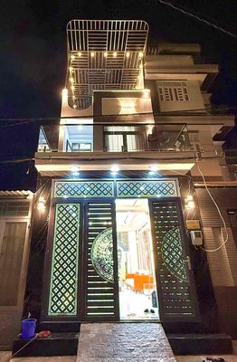 Townhouse 76 m² · 4 bed · Đường Huỳnh Tấn Phát