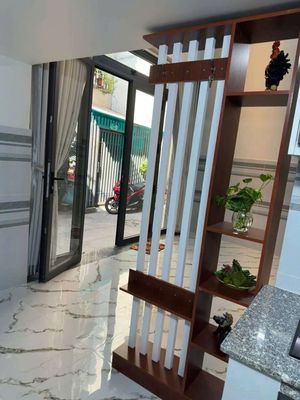 ❤️❤️ nhà thuê nguyên căn mới xây hẻm ba gác Đề thám q1
💢 dt