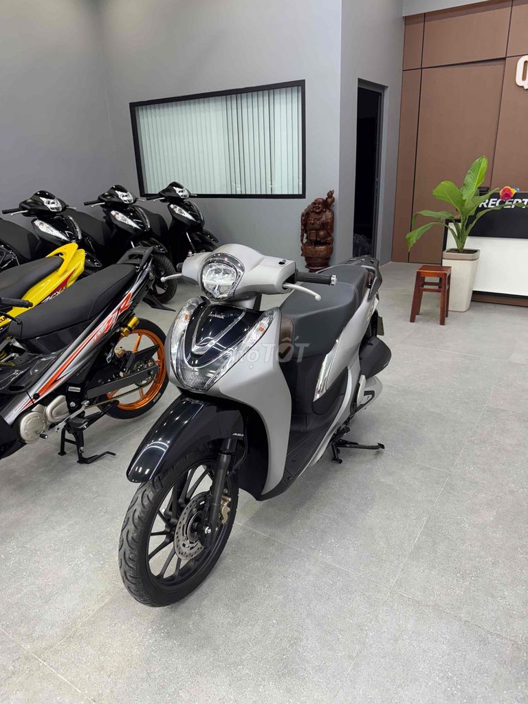 Honda SH Mode ABS 2022 Xám nhám. Mua bán Xe máy tại Quận Cái Răng Cần Thơ được đăng bởi Cửa Hàng Xe Máy Quang Sang hình 1