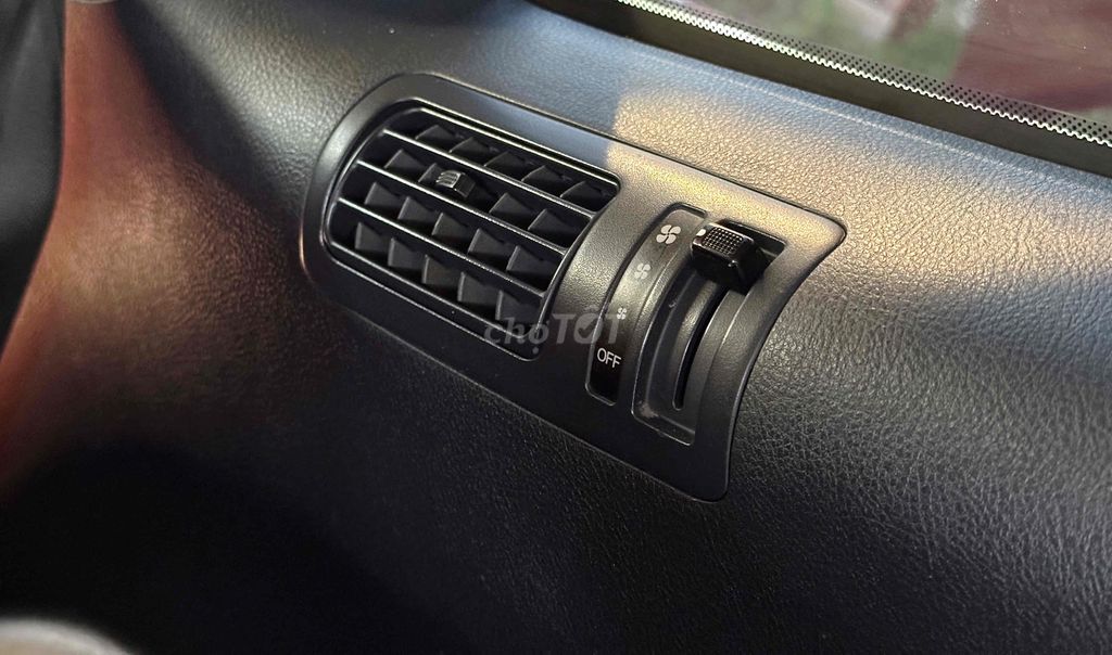 Hyundai Santa Fe 2009 MLX 7 chỗ máy dầu, bản Full. Mua bán Ô tô tại Huyện Sóc Sơn Hà Nội được đăng bởi Xuân Khánh ô tô hình 14