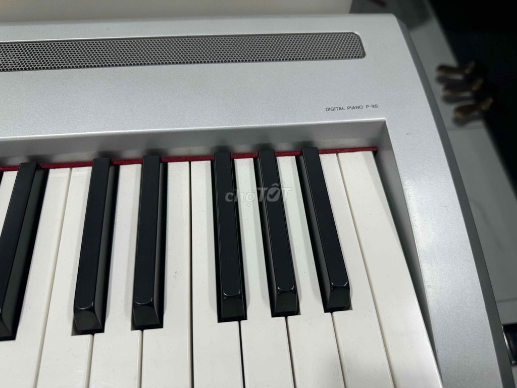 piano yamaha p95 zin nhỏ gọn âm hay