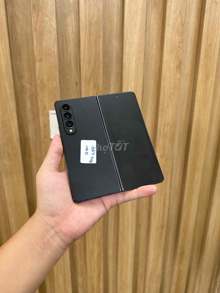 Samsung Z Fold 4 256GB Đen Like New. Mua bán Điện thoại tại Quận Đống Đa Hà Nội được đăng bởi Hoàng quân store hình 1