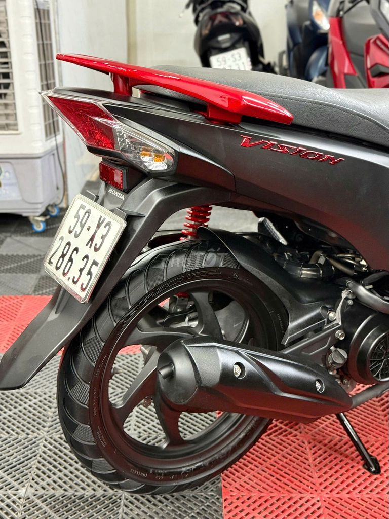💥Honda Vision 2018 bản Đen nhám- Đỏ BSTP 9 chủ ký. Mua bán Xe máy tại Thành phố Thủ Đức Tp Hồ Chí Minh được đăng bởi XE MÁY THỦ ĐỨC hình 7