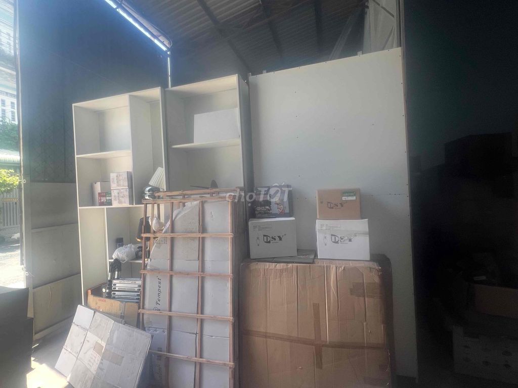 Kệ tủ Gỗ Trắng. Mua bán Tủ, kệ gia đình tại Huyện Hóc Môn Tp Hồ Chí Minh được đăng bởi Lưu Đình Dũng  hình 1
