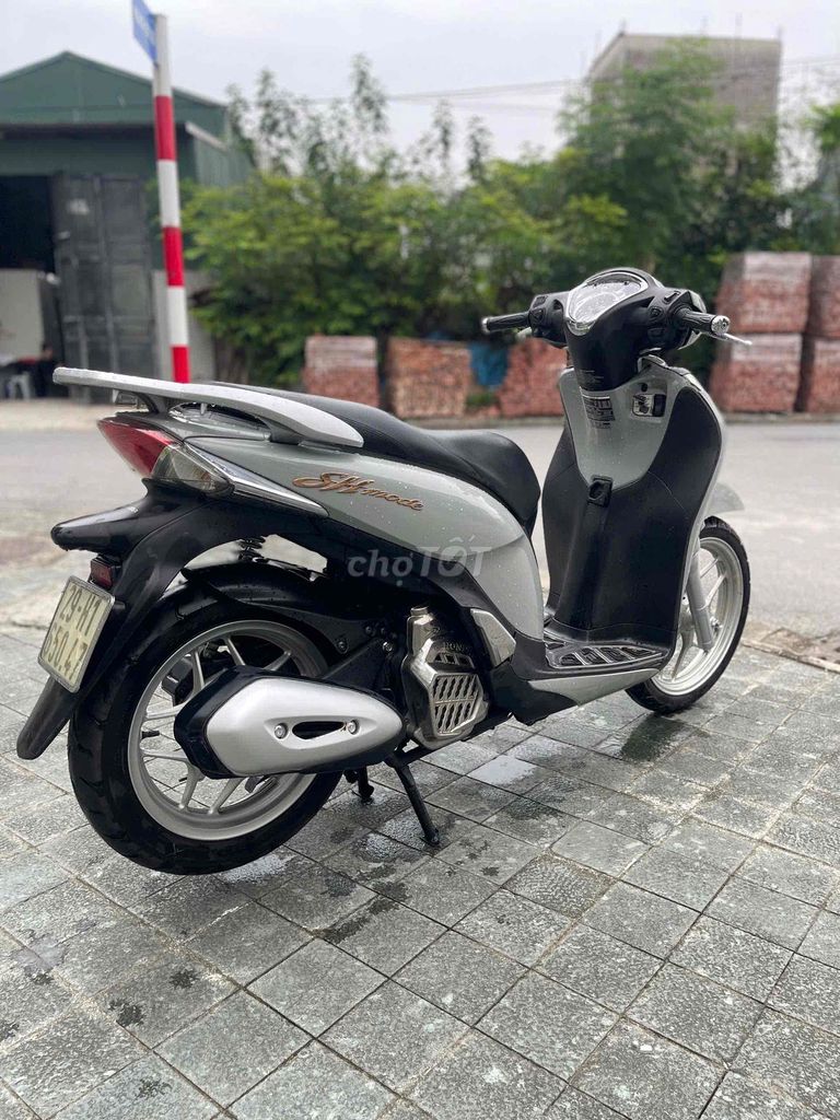 SH MODE Nguyên Bản 2015 Chất_Bảo Hành 2 Năm. Mua bán Xe máy tại Huyện Gia Lâm Hà Nội được đăng bởi Xe Máy Phúc Hưng hình 3