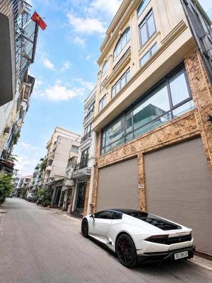 Nhà phố 40 m² · 5 PN · Định Công Thượng