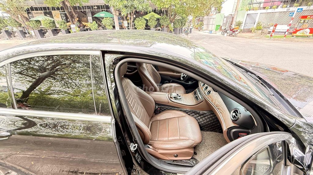 Mercedes Benz E Class 2019 E200 - 119000 km. Mua bán Ô tô tại Quận 12 Tp Hồ Chí Minh được đăng bởi Lê Trung Chính hình 8