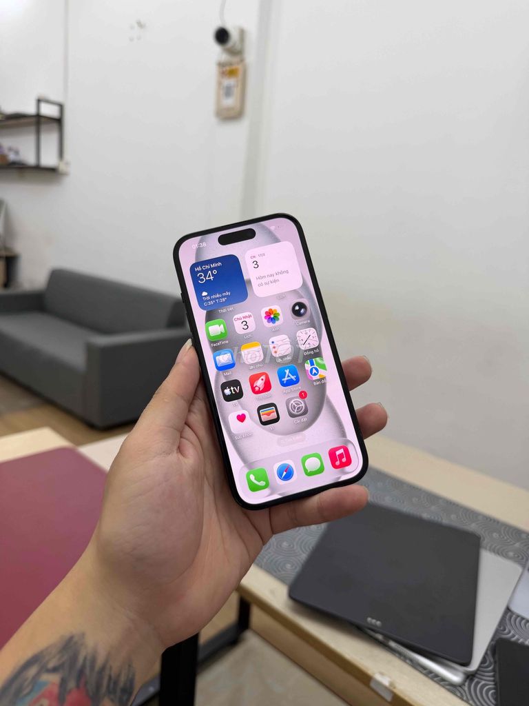 iPhone 15 QTE 128G Zin Nguyên Bản Full Chức Năng. Mua bán Điện thoại tại Quận Cầu Giấy Hà Nội được đăng bởi Trung Kiên Trả Góp Bao Nợ Xấu hình 1
