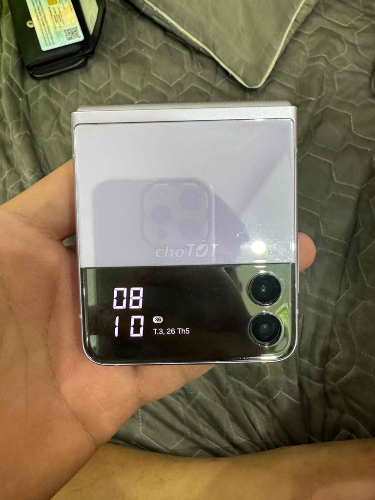 Samsung Z Flip 3 5G Tím. Mua bán Điện thoại tại Huyện Gia Lâm Hà Nội được đăng bởi Hoàng Khải hình 1