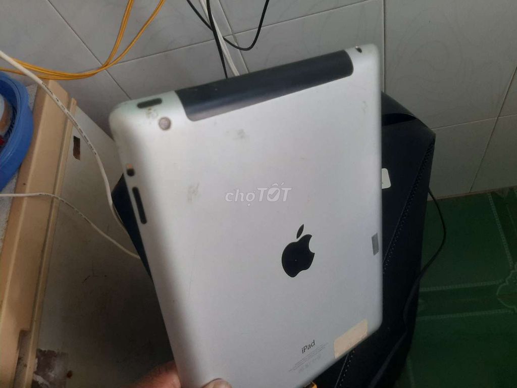 Ipod 3 quốc tế 16gb đọc báo giải trí..... Mua bán Máy tính bảng tại Thành phố Long Xuyên An Giang được đăng bởi võ thanh kim hình 5
