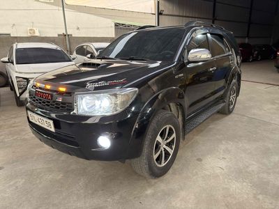 Toyota Fortuner 2010 4x4 AT Đen full đồ chơi