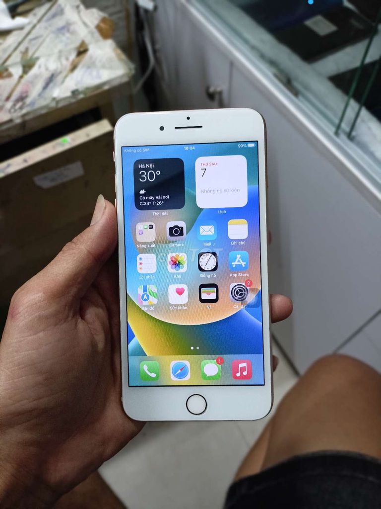 iPhone 8 Plus 64GB Vàng. Mua bán Điện thoại tại Quận Bình Thuỷ Cần Thơ được đăng bởi CH Thuan Mobile hình 1