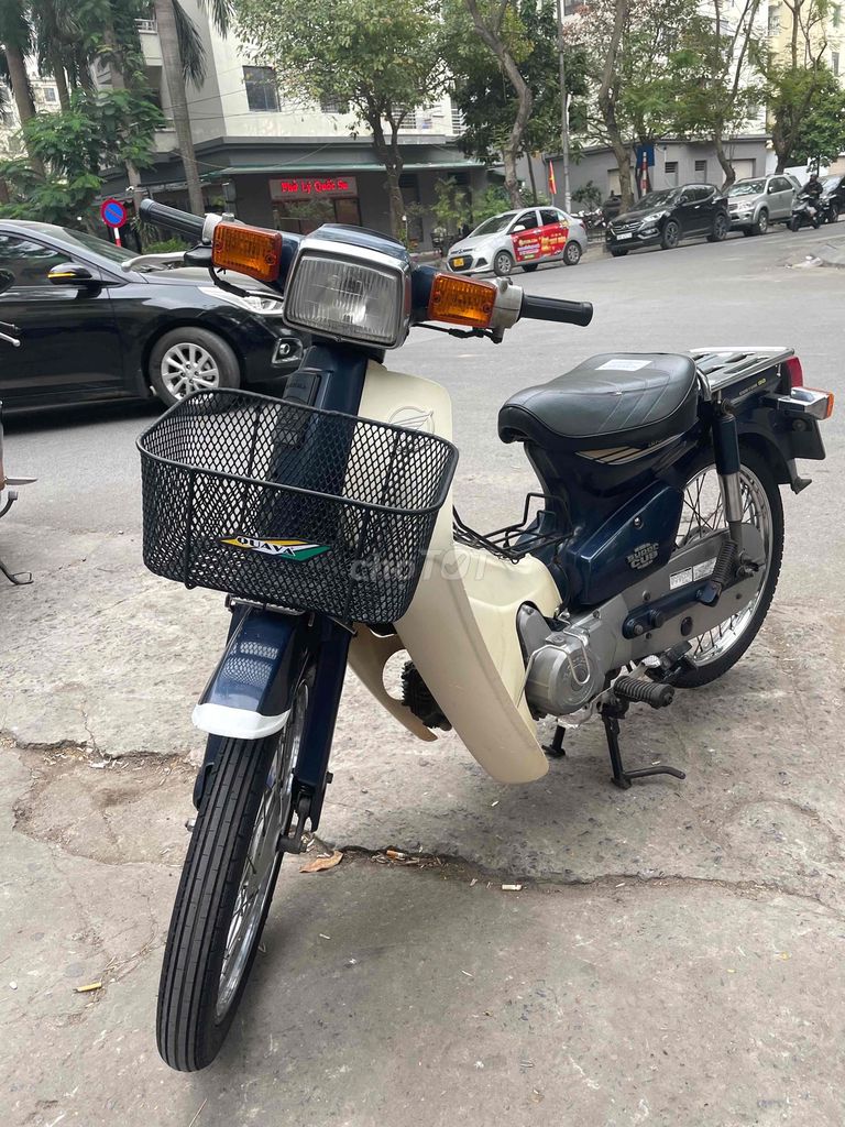 cần bán xe 82, hơi 90. đẹp, nguyên zin. Mua bán Xe máy tại Quận Nam Từ Liêm Hà Nội được đăng bởi Khanh Duy hình 6