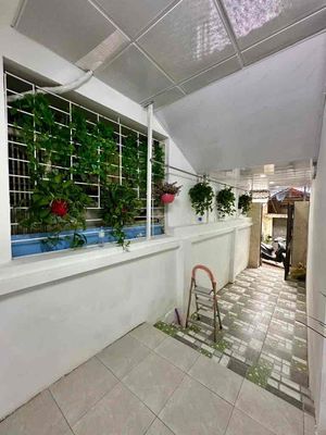 bán căn tập thể mặt đất 80m2 full nội thất. Mua bán căn hộ/chung cư tại Quận Thanh Xuân Hà Nội được đăng bởi Nguyễn Thành Luân